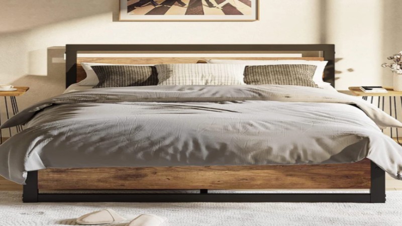 How a Storage Bed Frame Can Help Organize Small Bedrooms