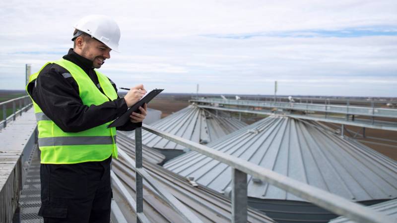 Ensuring Safety and Efficiency with Temporary Roof Scaffolding Solutions