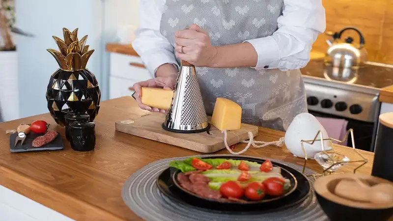 The Ultimate Cookware Set Guide: Choosing the Perfect Pieces for Your Kitchen